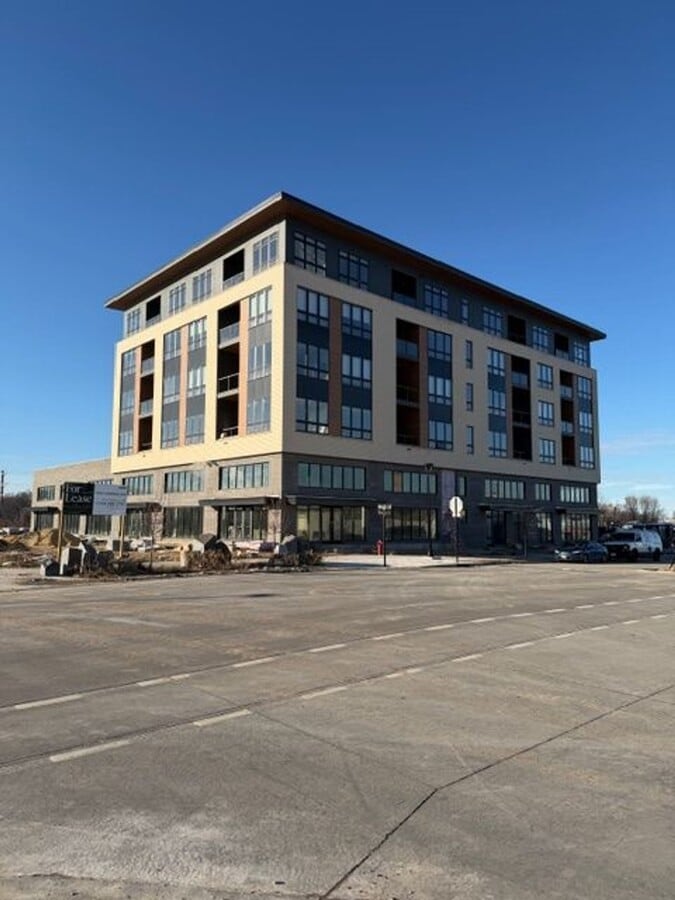 War Eagle Apartments - War Eagle Apartments