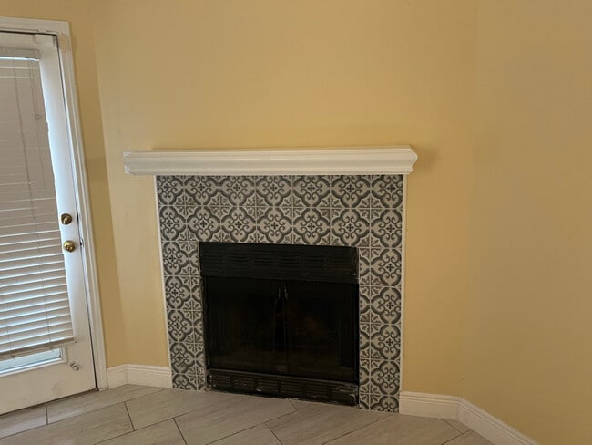 Building Photo - 1508 Horncastle St Rental
