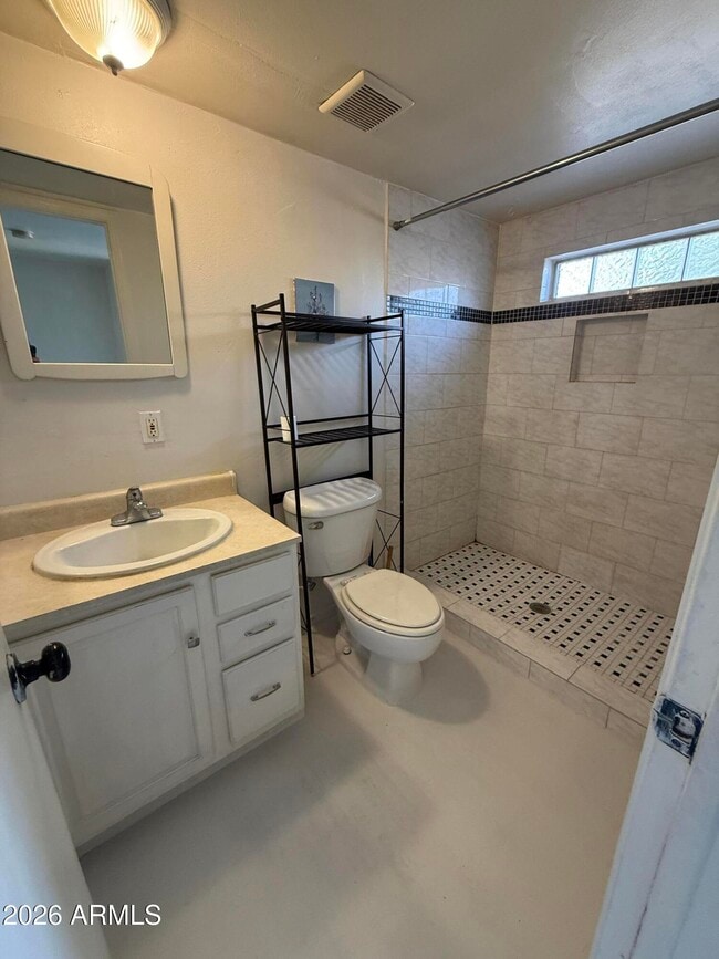 Photo - 1005 E Moreland St