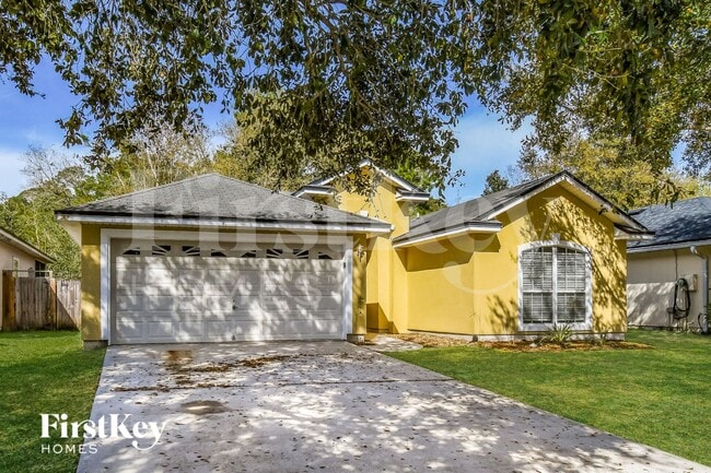 Photo - 729 MacKenzie Cir