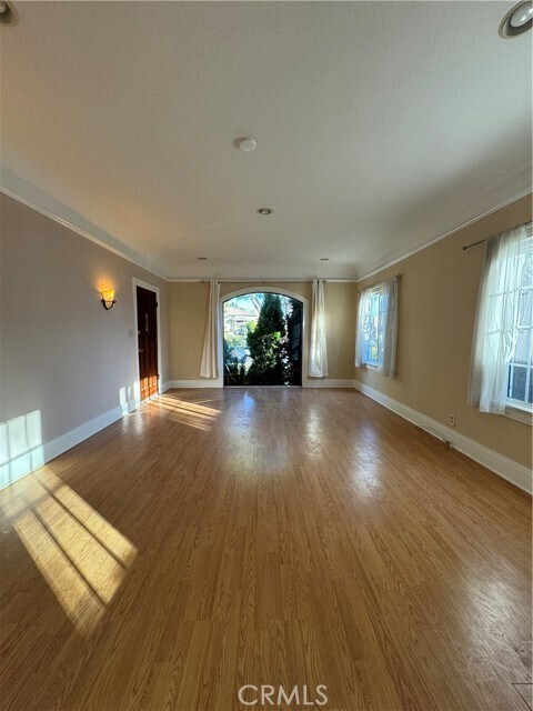 Photo - 1327 S Longwood Ave