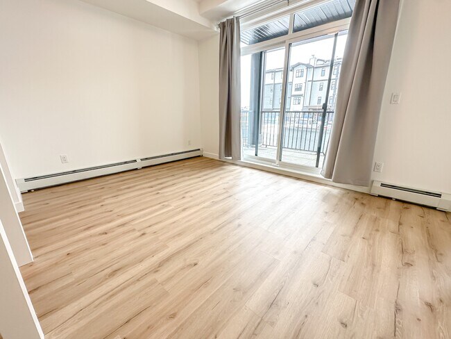 Photo - 70 Sage Hill Walk NW Unit 115