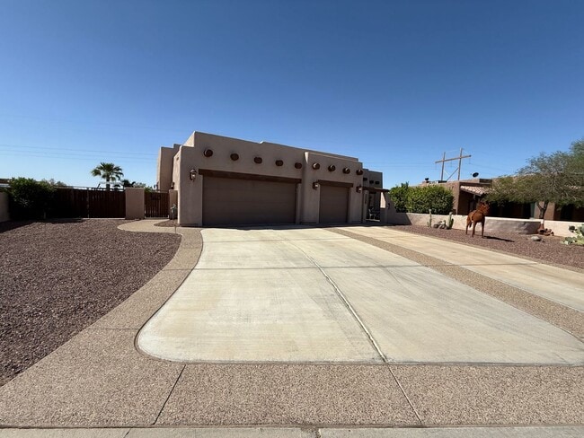 Photo - Gorgeous Furnished Pool/Spa Home with spectacular views
