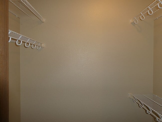 Building Photo - 3 bd 2 bath - Grain Valley