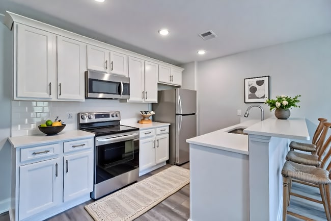 Photo - 188 Winding Chestnut Dr