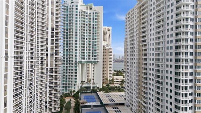 Photo - 801 Brickell Key Blvd