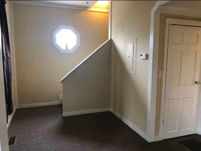 Building Photo - 1004 South First Street