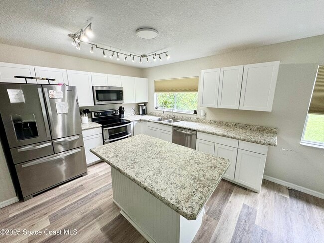 Photo - 1259 Cambo Ct NE