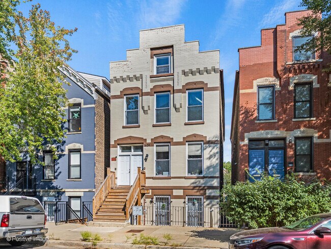 Building Photo - 1629 N Honore St Rental