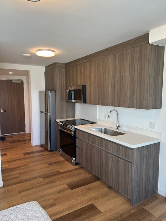 Photo - Studio at Park on Keeaumoku Unidad 2408R