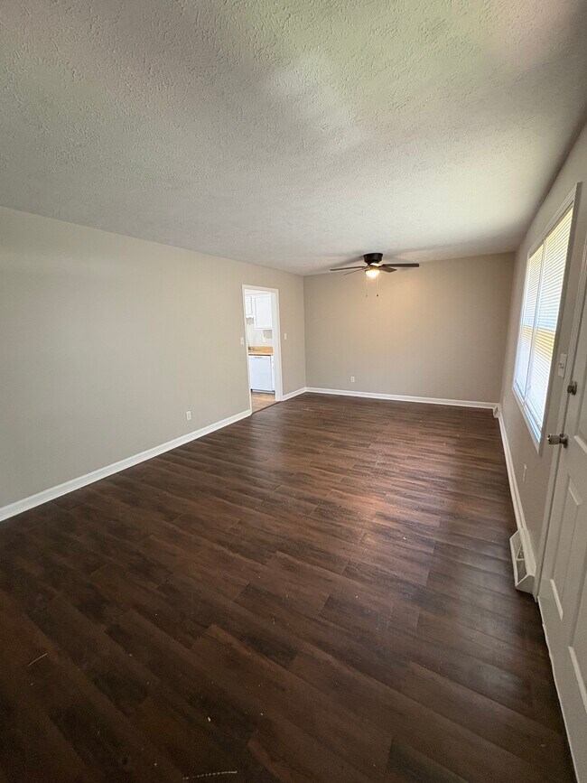 Photo - 5030 Benton Rd