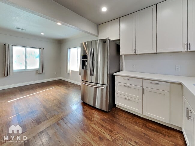 Photo - 2915 Sheridan Boulevard