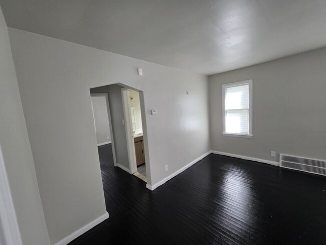 Photo - 15825 Fairmount Dr