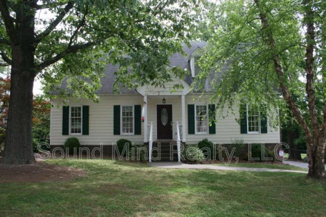 Building Photo - 1617 Burnt Mill Rd