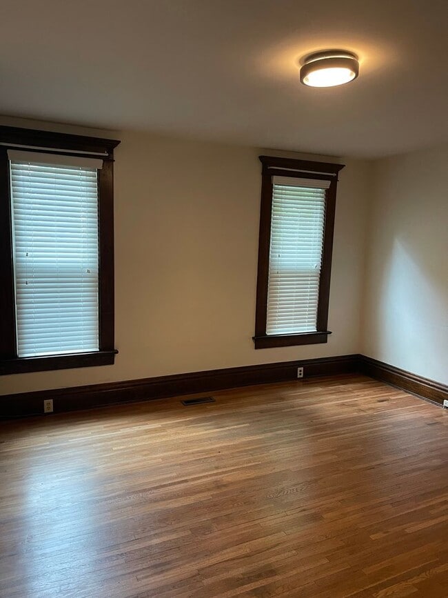 Photo - 436 Redbud Alley