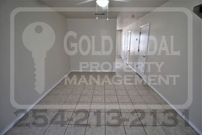 Photo - Charming & conveniently located 2-bed 1.5-...