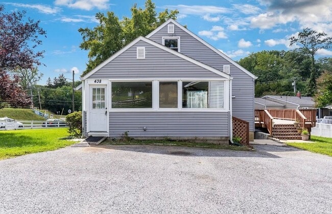 Photo - Charming 5 Bedroom/3 Bathroom Home with Large Finished Basement in Catonsville, MD!