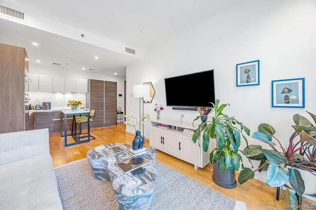 Photo - 1110 Madison St Unit 3B