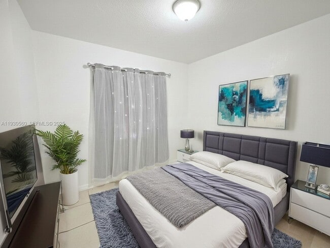 Photo - 3041 NW 52nd St