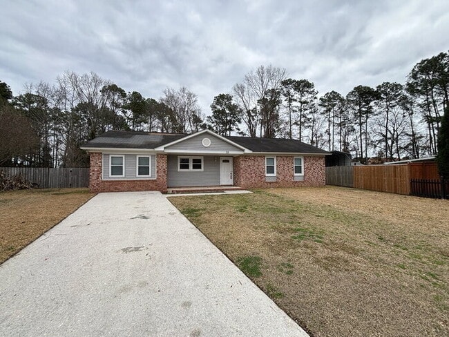 Photo - 115 Aylesbury Rd