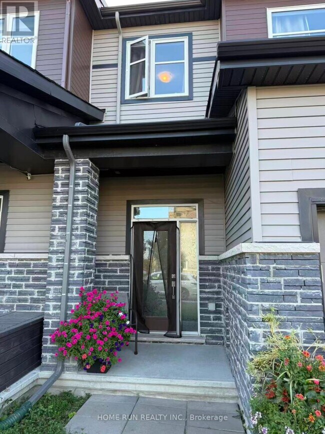 Photo - 75 Aura Ave