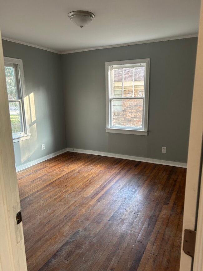 Photo - 2313 5th Ave