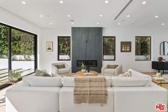 Photo - 12700 Montana Ave