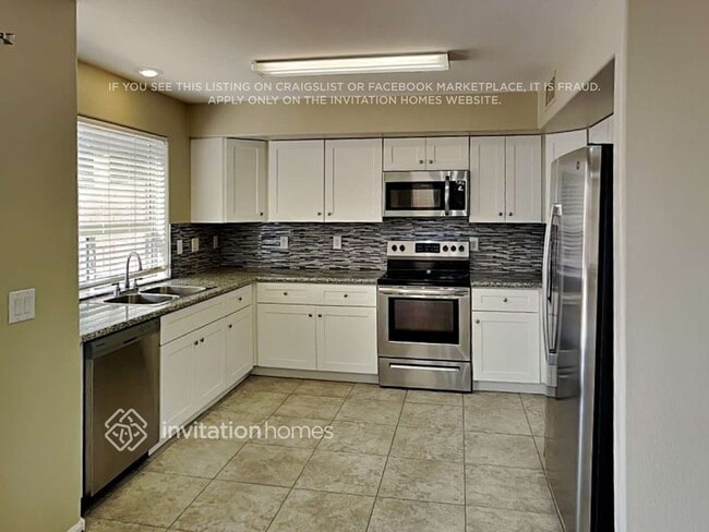 Photo - 785 E Beargrass Pl
