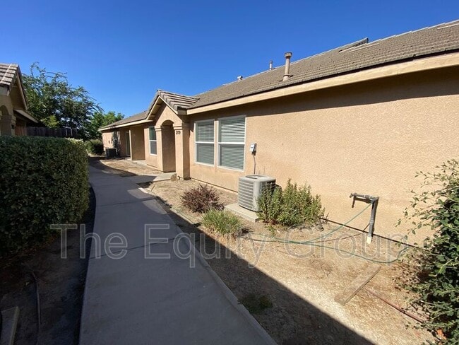 Photo - 2109 Bella Oaks Dr