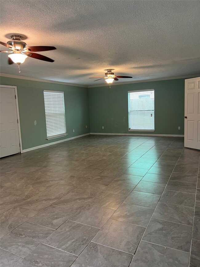 Photo - 5706 Avenue T