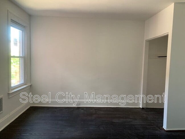 Photo - 810 Wood St Unit 4