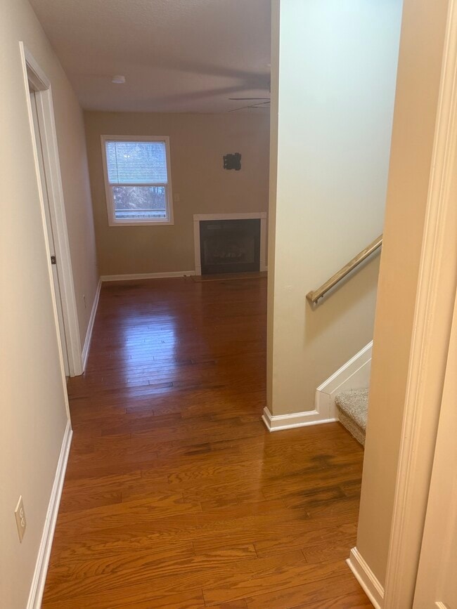 Photo - 9907 Thunderbolt Way