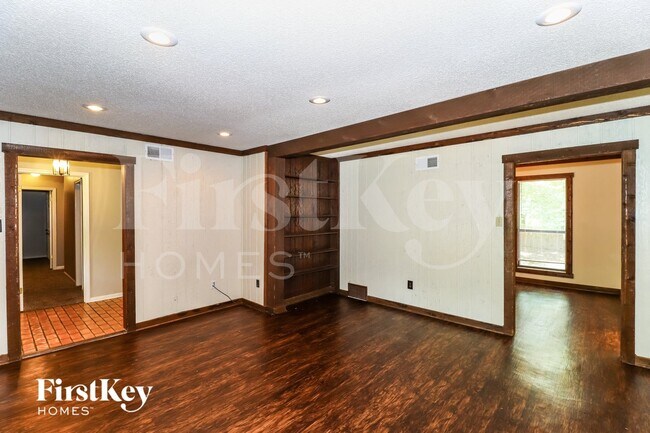 Photo - 8583 Grandbury Pl