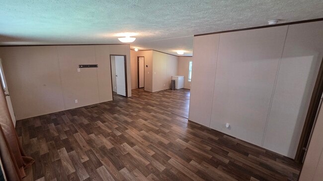 253 Gibbs Rd