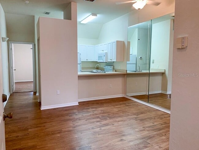 Photo - 3901 SW 27th St Unidad 5