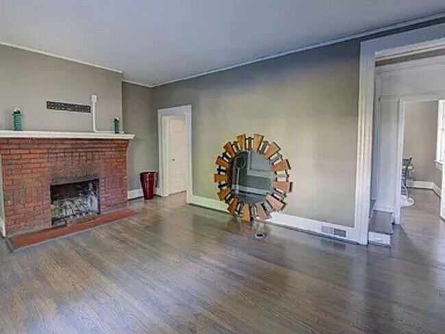 Photo - spick145-7 Unit 145