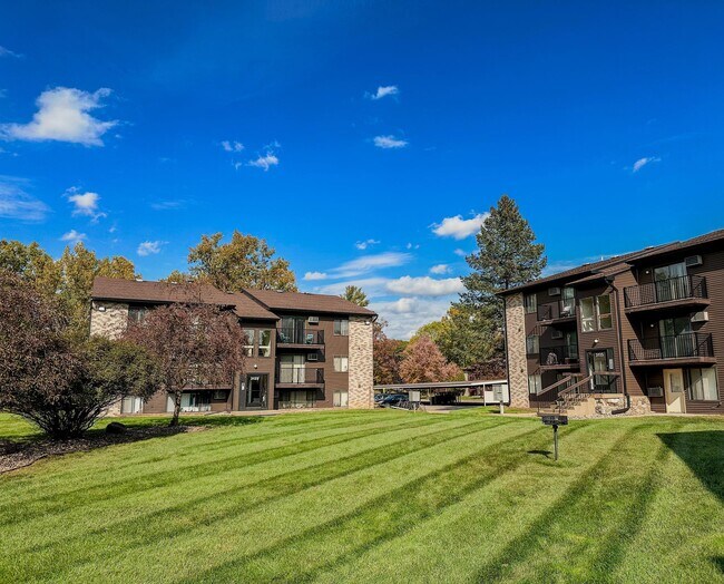 Photo - Tammany Hills Apartments