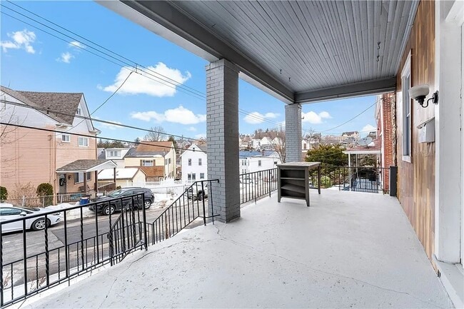 Photo - 317 Kearsarge St Unidad 3