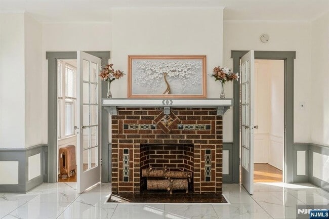 Building Photo - 41-43 Poe Avenue Unit 1