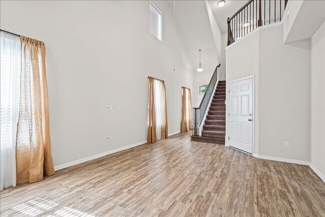 Photo - 9703 Sunny Swan Ct