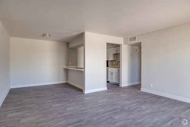 2BR, 1BA - 864SF - Living Room