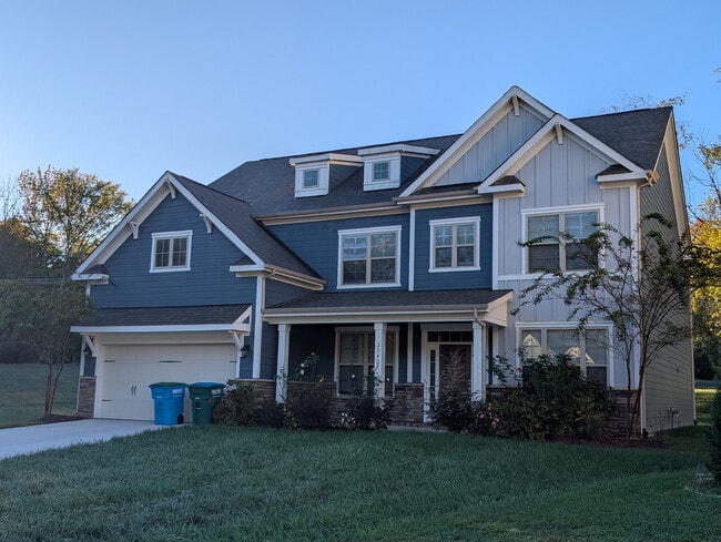 Photo - Room in House on Creek Bend Edge Ct