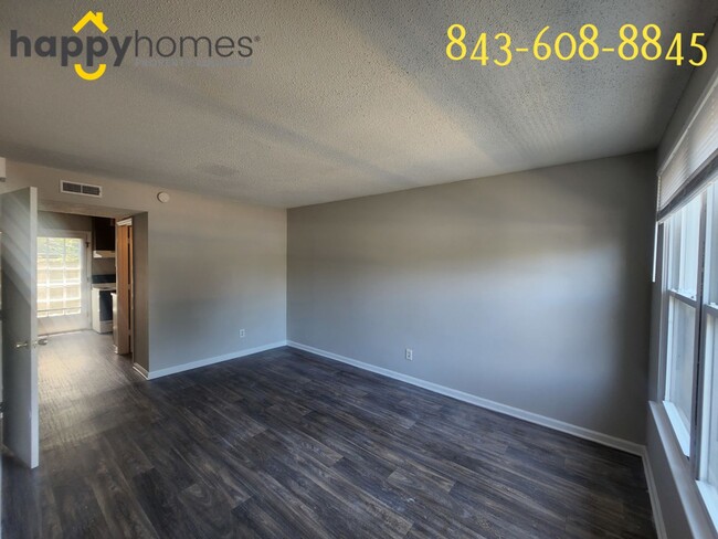 Photo - 921 Nabors Dr