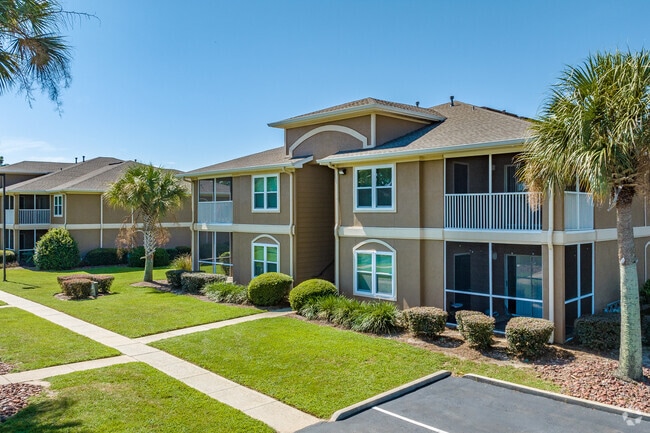 Exterior - Crestview at Oakleigh Apartments