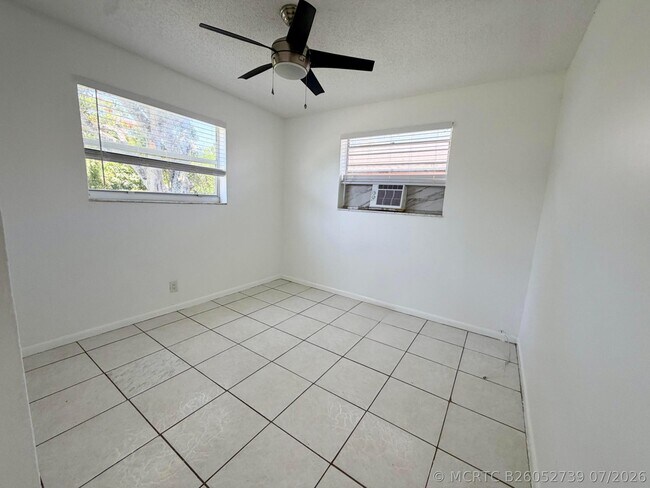 149 W 17th St Unit Back Unit (149)