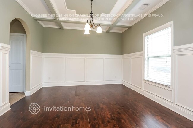 Photo - 2921 Cason Ln