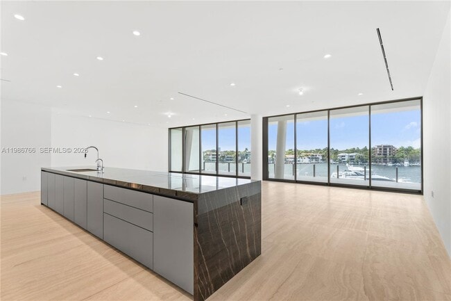 Photo - 5 Grove Isle Dr Unidad 303