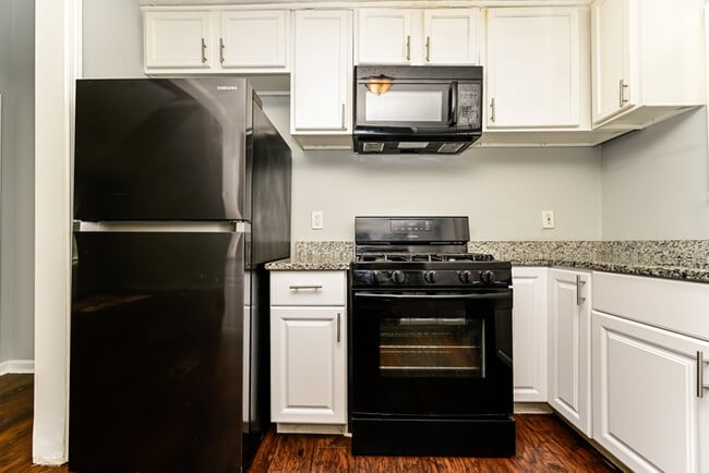 Photo - Fantastic 4bd/2ba home! Let yourself in!