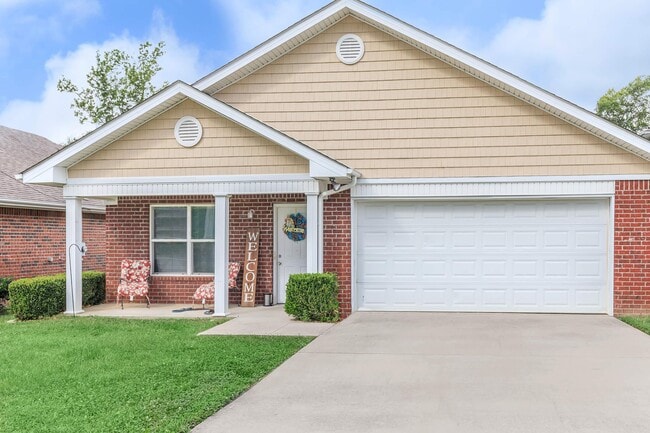 Photo - Clarktown Landing