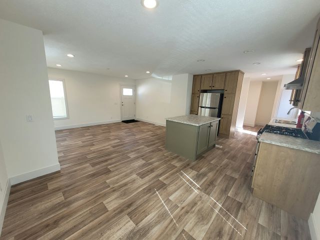 Photo - 138 Laurinda Ln